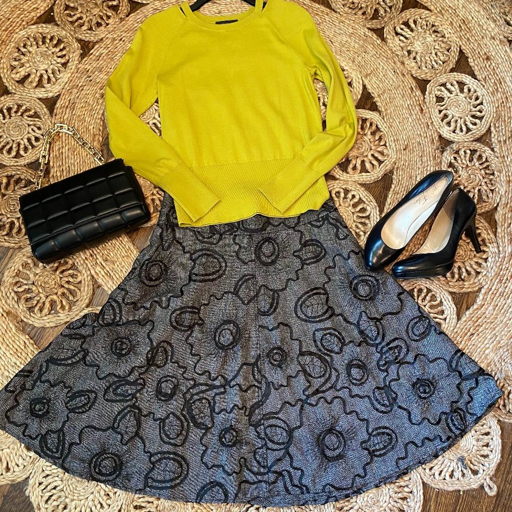 MADISON A-line skirt with ribbon detail - Size 4